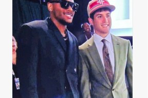 开云官网-包含今晚托特纳姆迎来里程碑：全明星赛节点到来，压力陡增，训练强度明显提升的词条